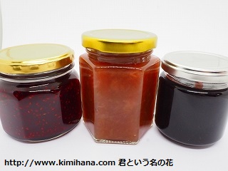 �W����3��